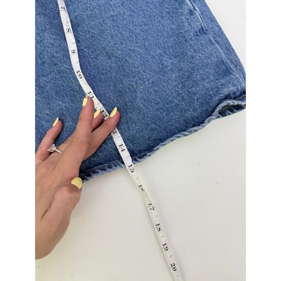 Levis icon denim skirt - size 32 - Picture 3 of 8